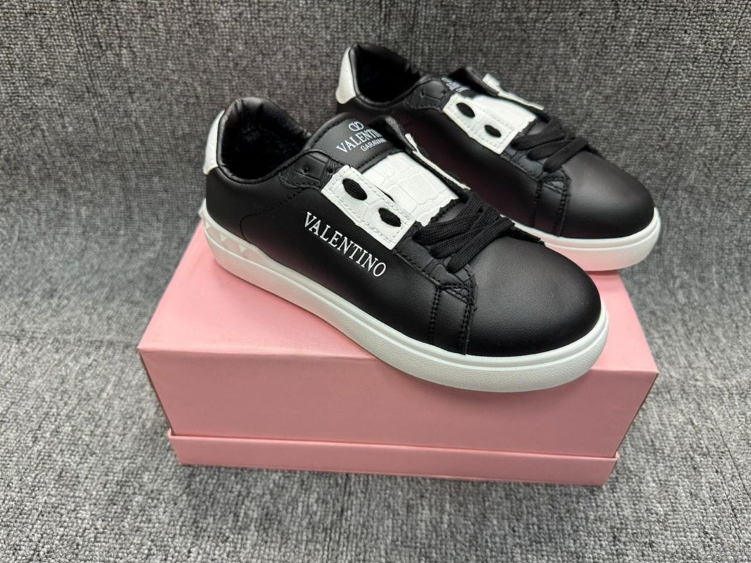 ,valentino кроссовки,кроссовки женские valentino,кеды валентино гаравани женские,кеды валентино