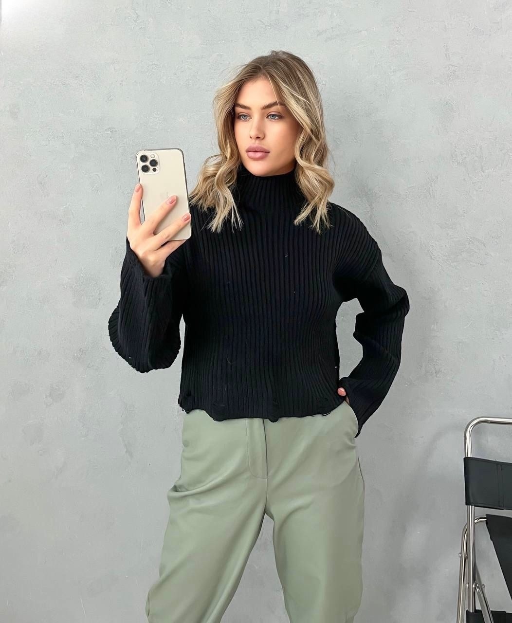 свитера женские,бежевый джемпер,свитер,стильный свитер,модные свитера