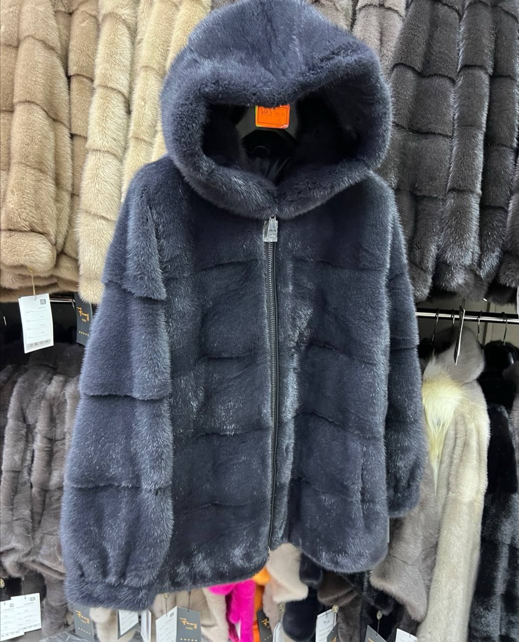 шубы норковые,шуба норковая с капюшоном,шуба норка,норковая шуба кокон,шуба норковая автоледи