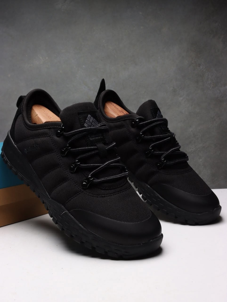 ,columbia кроссовки,кроссовки columbia fairbanks,кроссовки коламбия черные,кроссовки мужские зимние columbia