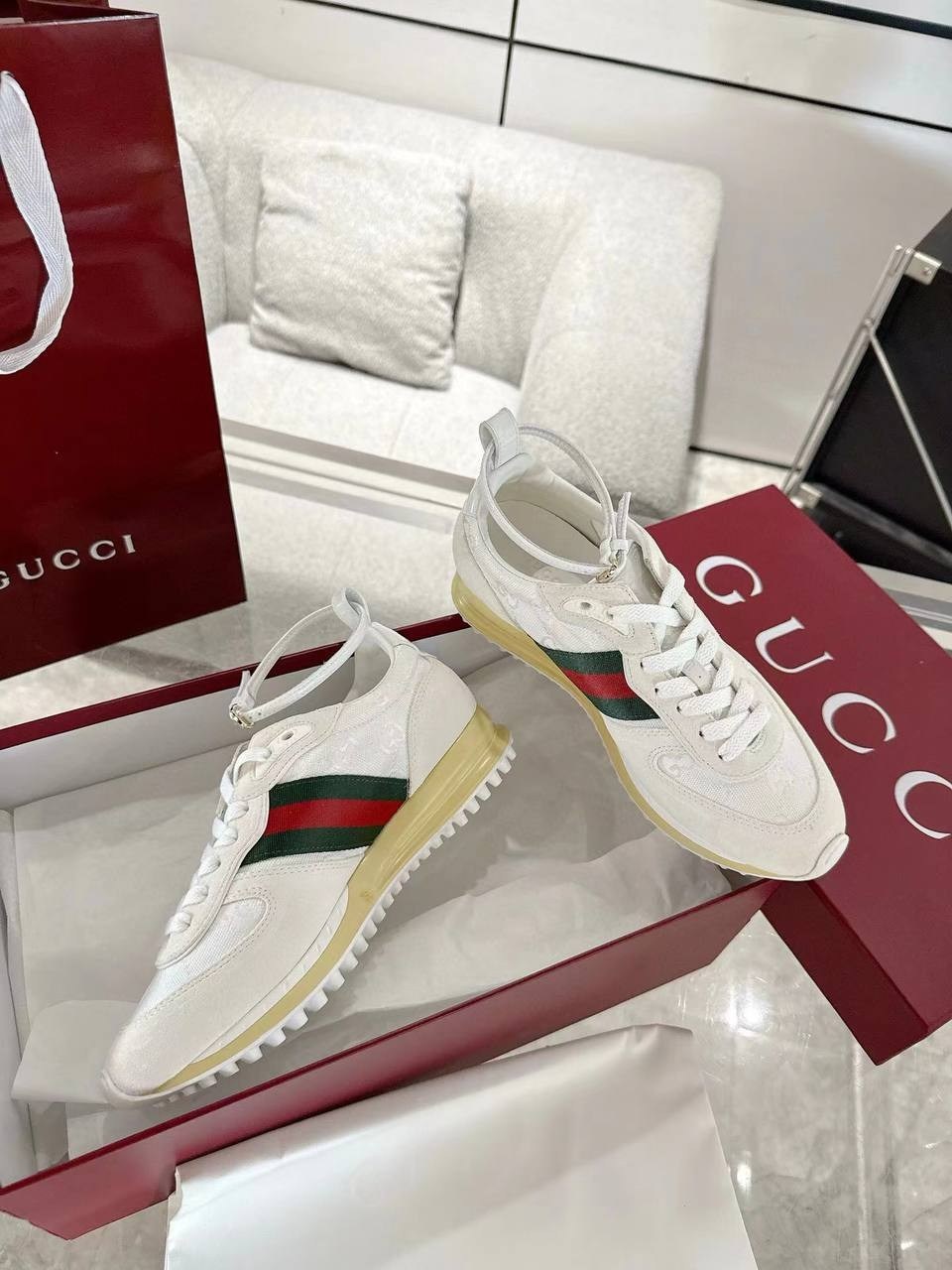 кроссовки женские гуччи,кроссовки женские gucci,кроссовки gucci,кожаные кроссовки gucci,кроссовки женскиe