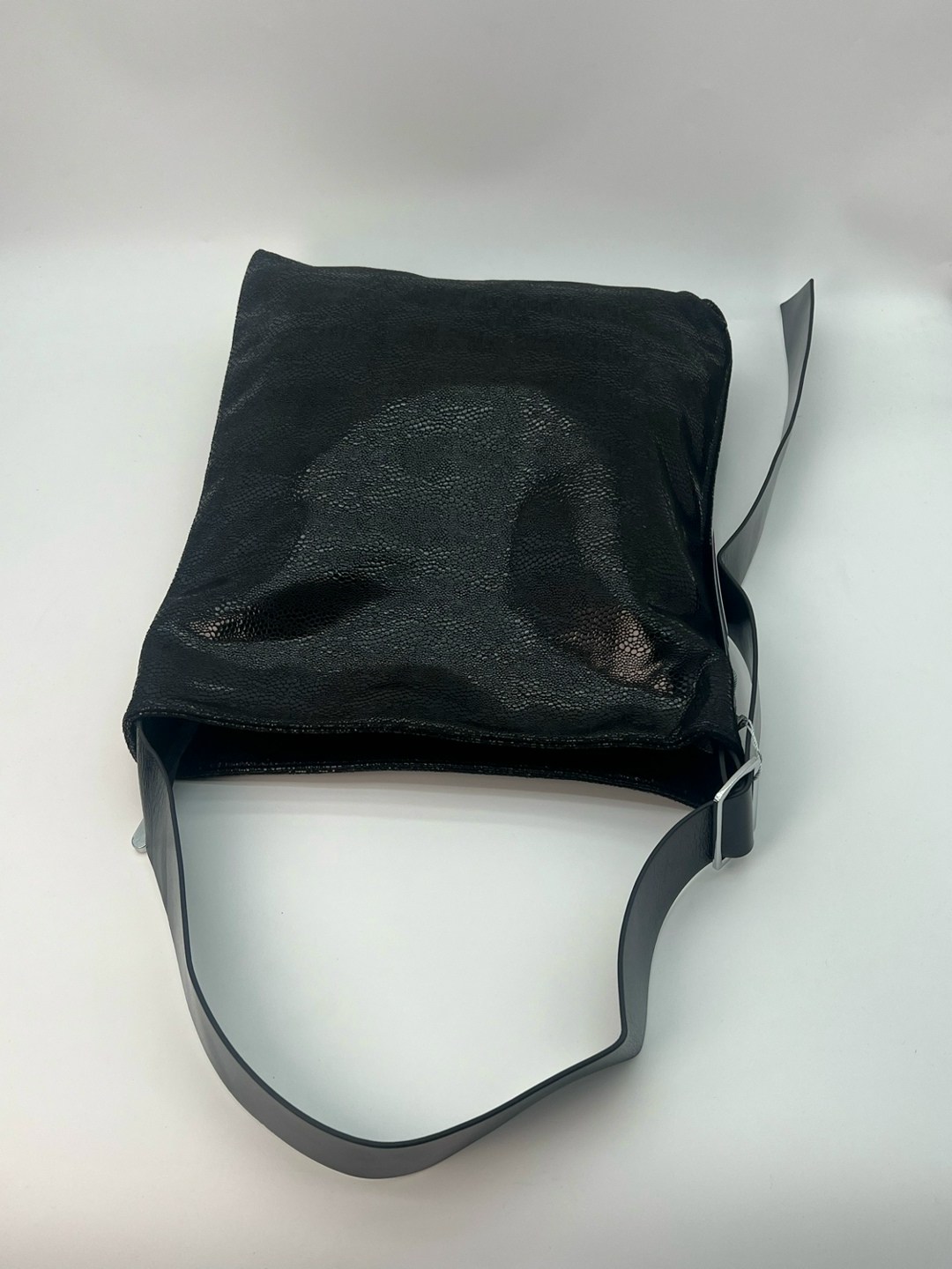 сумка,сумки женская,сумка мешок женская,сумки женская кожаная,черная сумка женская