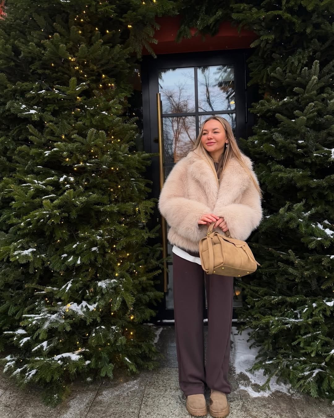 шуба искусственная,меховая куртка,женская шуба,шуба короткая,меховое пальто