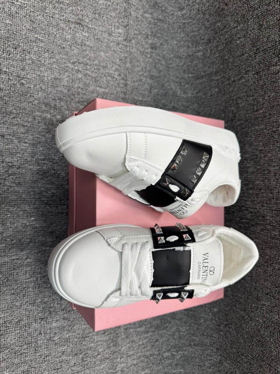 ,valentino кроссовки,кроссовки женские valentino,кеды валентино гаравани женские,кеды валентино