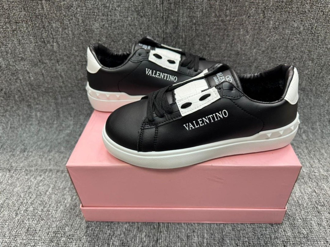 ,valentino кроссовки,кроссовки женские valentino,кеды валентино гаравани женские,кеды валентино