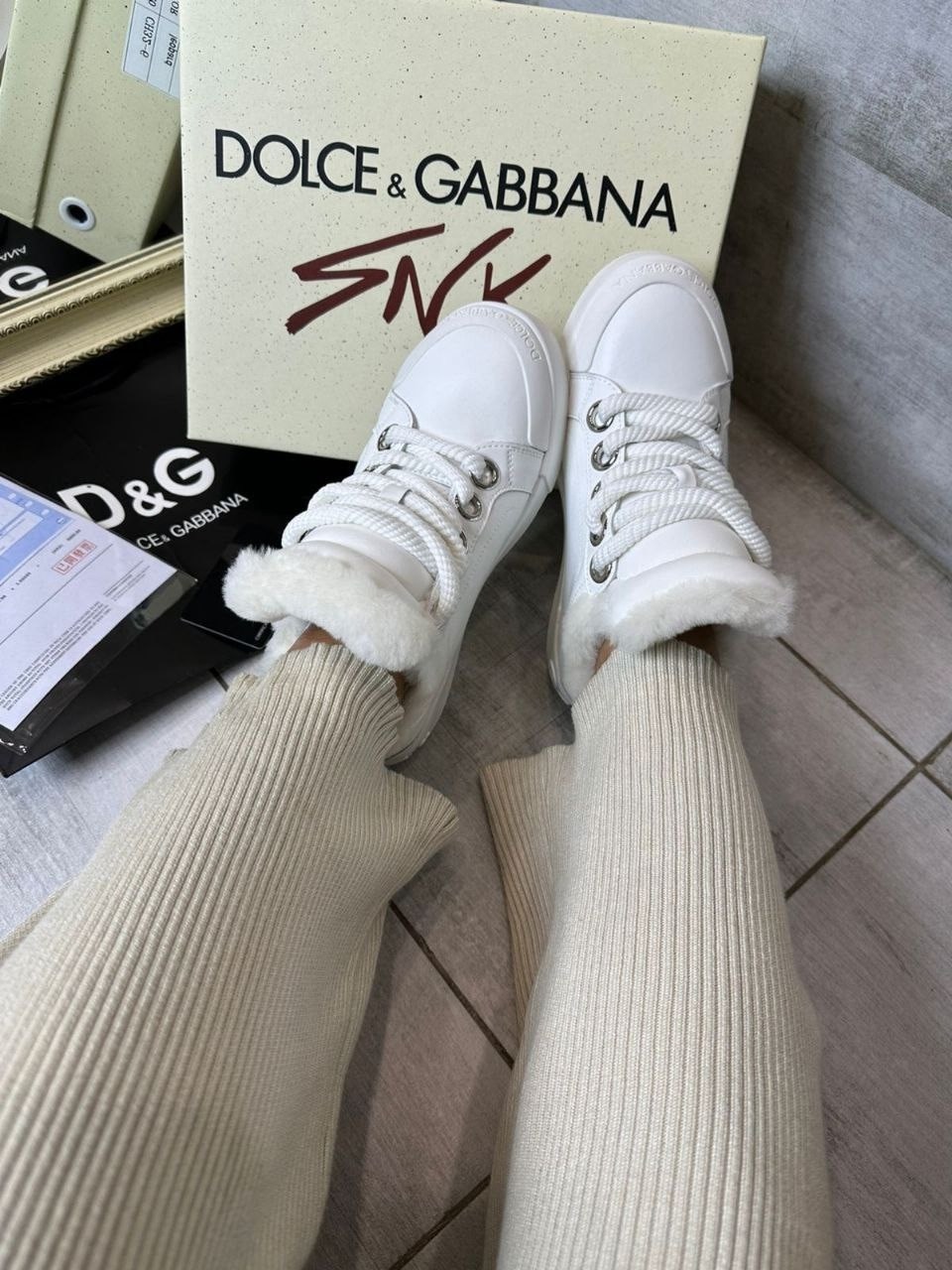 ,кеды dolce gabbana,черные замшевые кроссовки женские,замшевые кроссовки,кеды женские черные