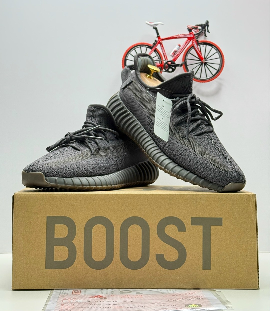 кроссовки adidas yeezy boost 350,adidas yeezy boost 350,adidas yeezy boost 350 v2 cinder reflective,adidas yeezy boost 350 v 2,adidas yeezy boost