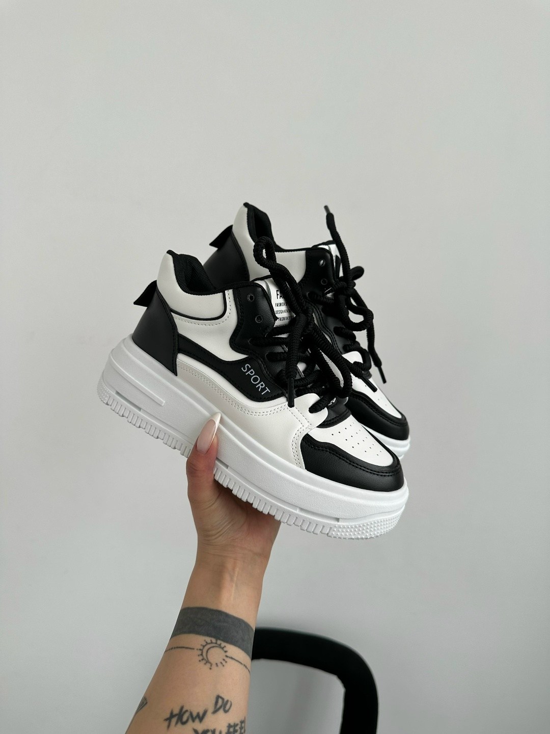 женские кроссовки,кроссовки эко кожа,,кроссовки модные, женская кроссовки