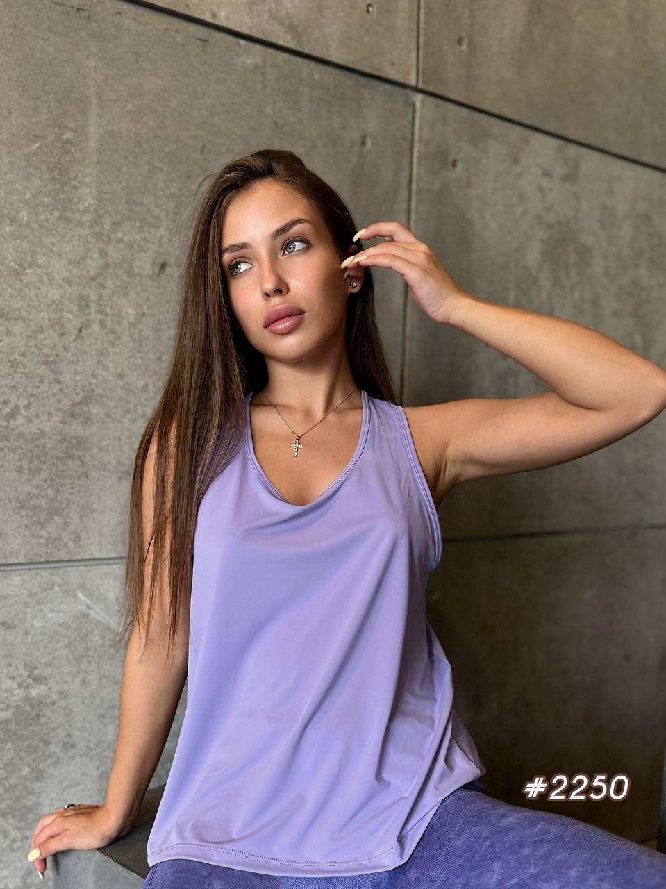 майка для фитнеса,удлиненная майка для фитнеса,женская спортивная майка,спортивные топы,спортивная майка