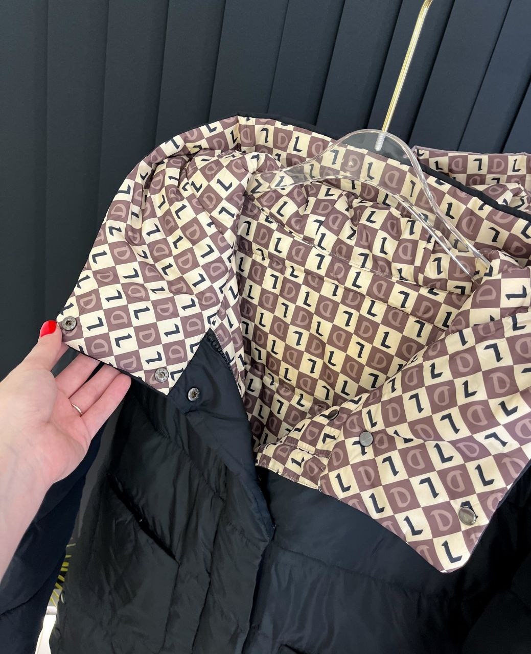 зимние куртки,куртка женская зимняя,пуховик,женские пуховики,пуховик длинное с капюшоном