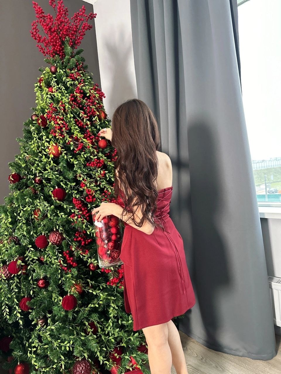 нарядное платье,платья мини,нарядное платье мини,атласное платье,платье с бантом