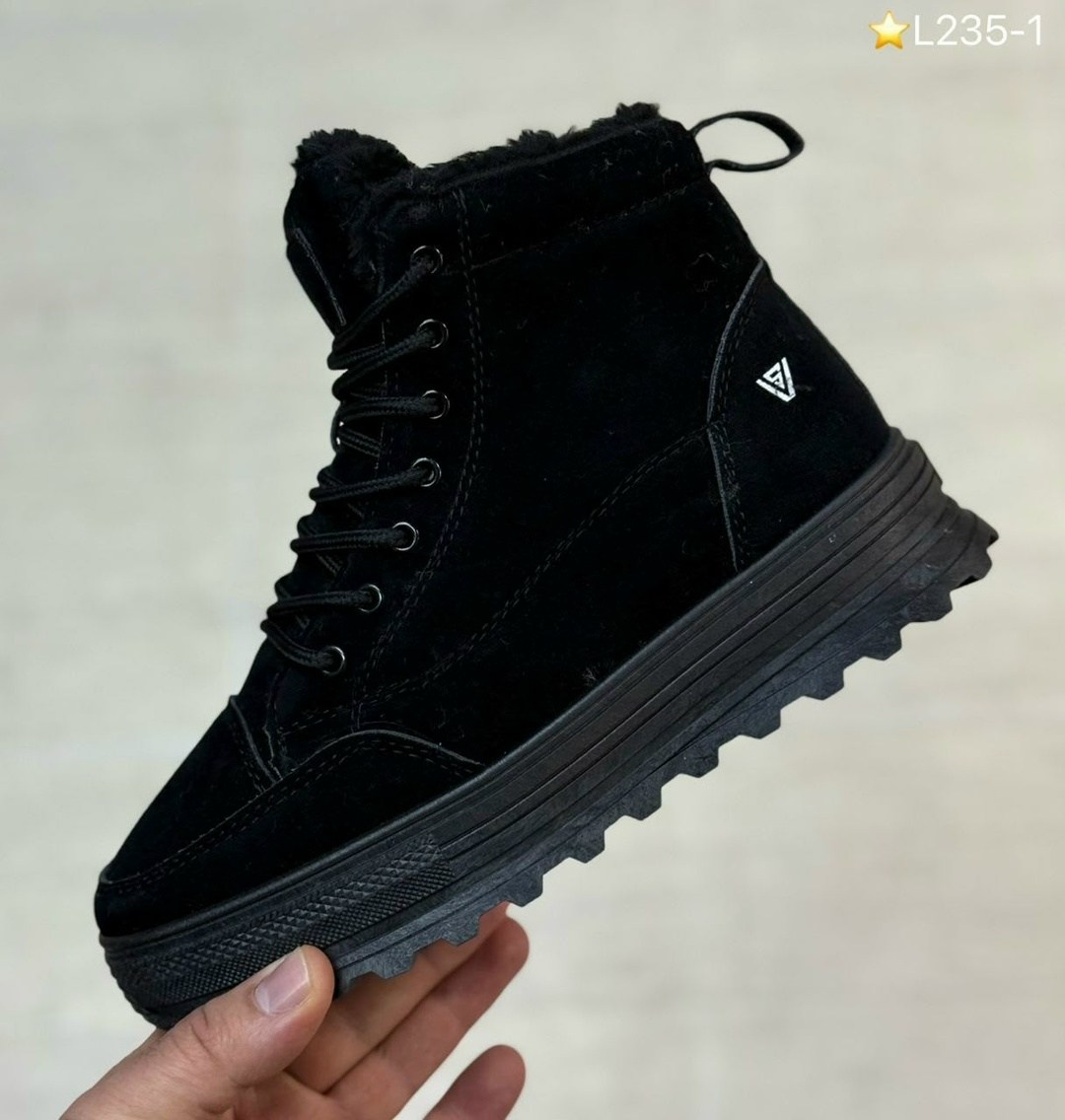 женская зимняя,зимние женские кроссовки,кроссовки женские зимние с мехом,,зимние женские ботинки