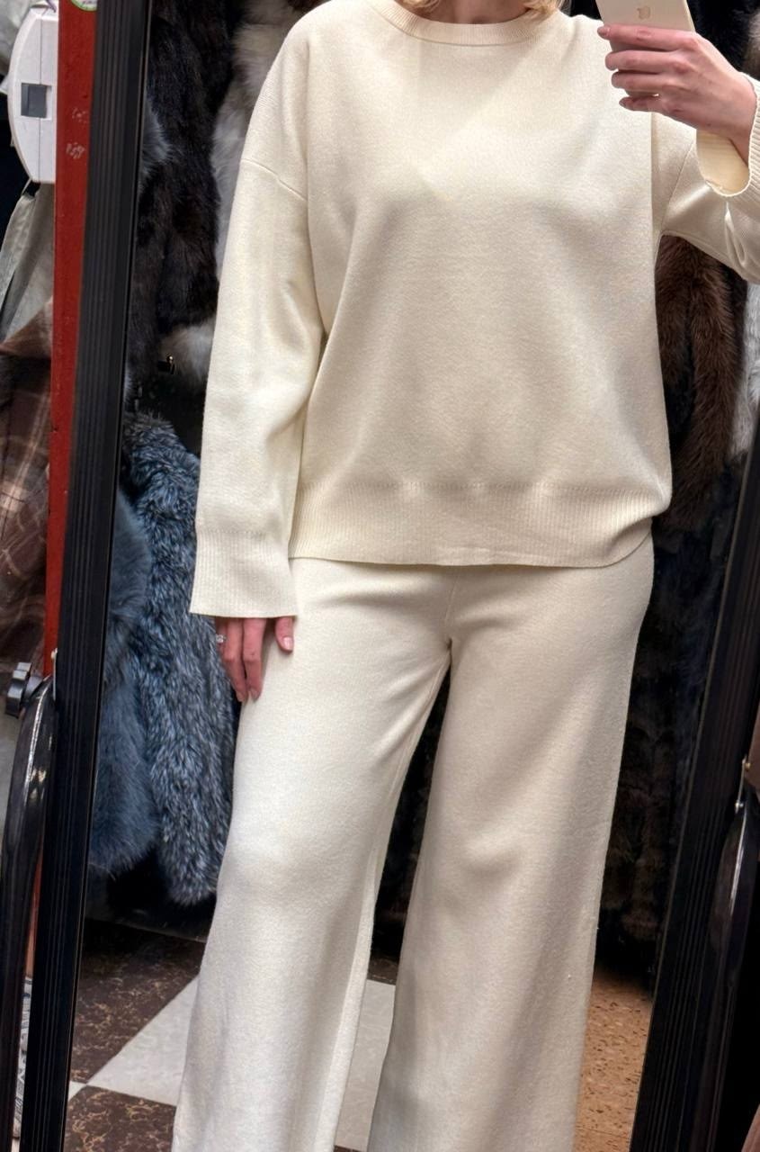трикотажные костюмы,вязаные костюмы,костюм вязаный теплый с брюками kamillastyle,костюмы брючные,костюм молочный