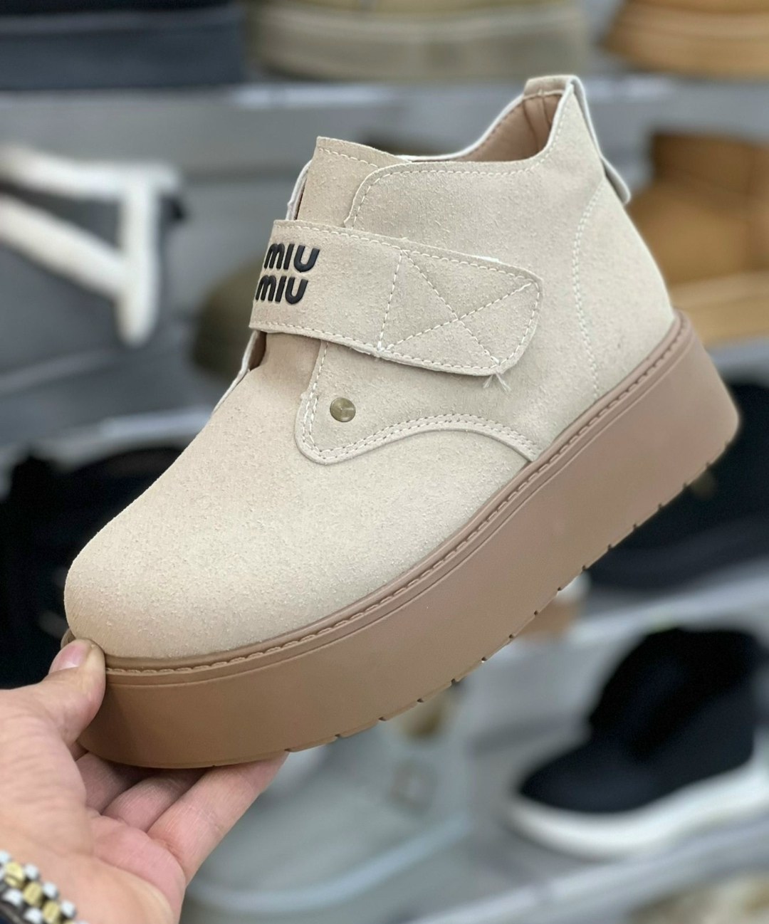 , женская,ботинки модные,женские ботинки,зимняя