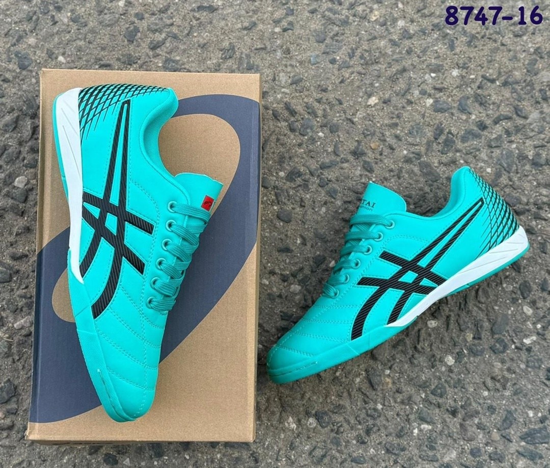 сороконожка для футбола,футбольная ,футбольная бутса,футбольные кроссовки, для футбола