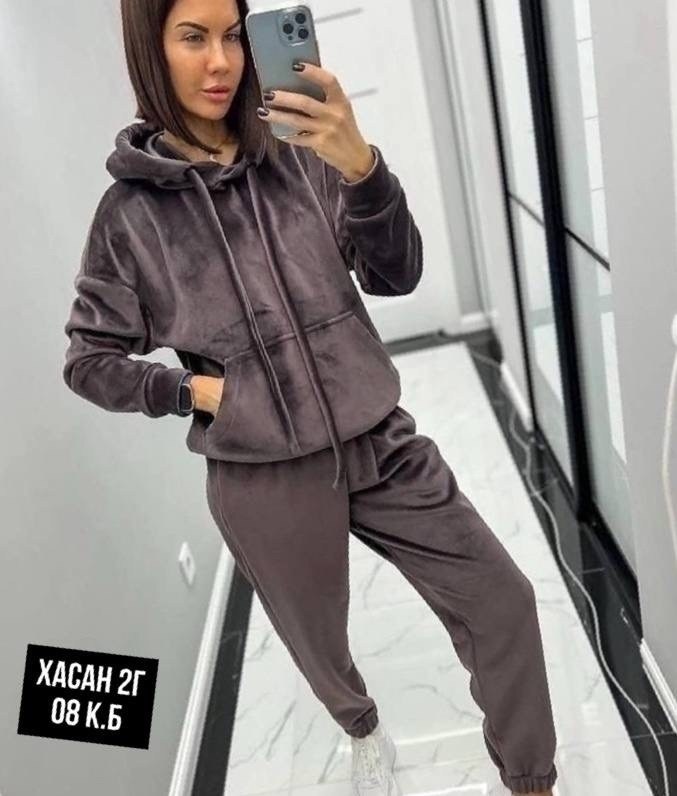 костюмы спортивные велюровые,велюровый спортивный костюм женски,спортивный костюм женский велюровый,костюм велюровый,спортивные костюмы женские