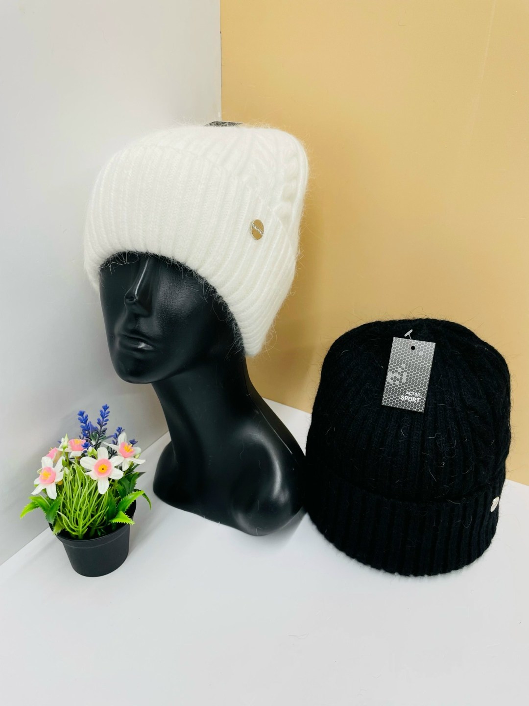 шапка женская,шапка для женщин,женская вязаная шапка,женская шапка из ангоры,шапка ангора