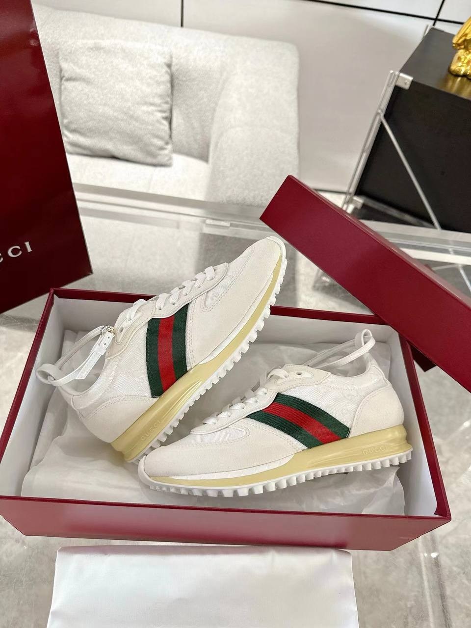 кроссовки женские гуччи,кроссовки женские gucci,кроссовки gucci,кожаные кроссовки gucci,кроссовки женскиe