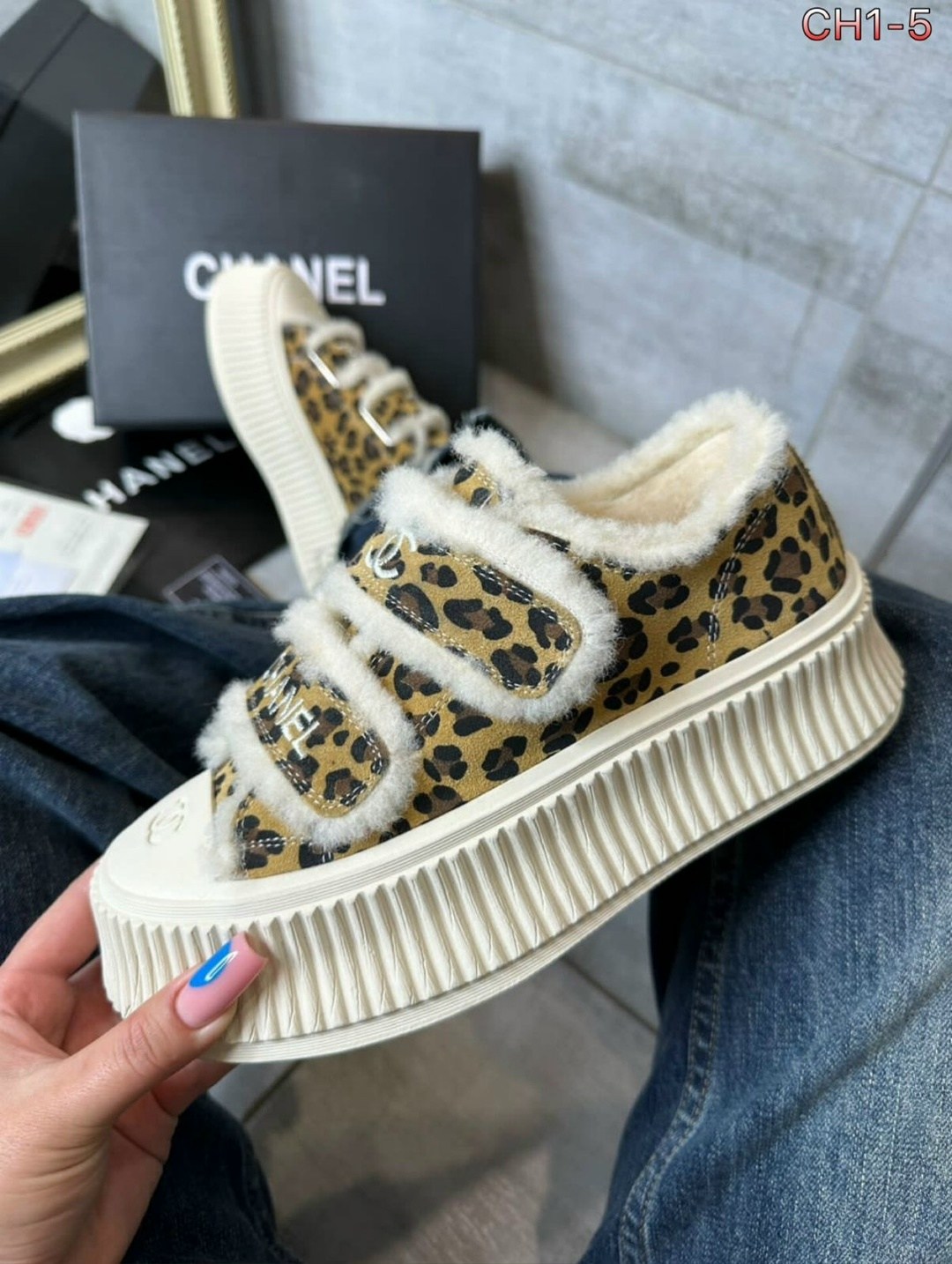 ,кеды chanel,chanel кроссовки,женская ,кроссовки зимние шанель