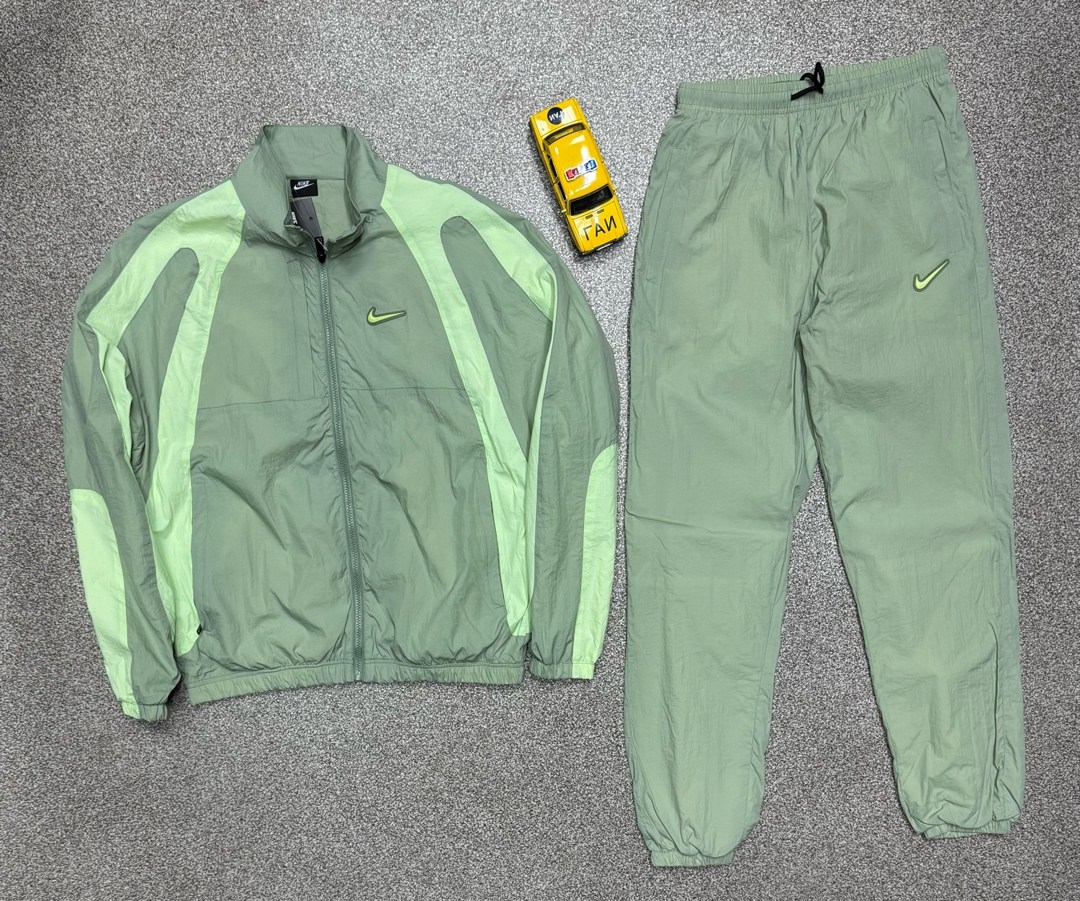 спортивные костюмы nike,спортивные костюм,спортивный костюм nike мужской,мужские спортивные костюмы,костюм спорт