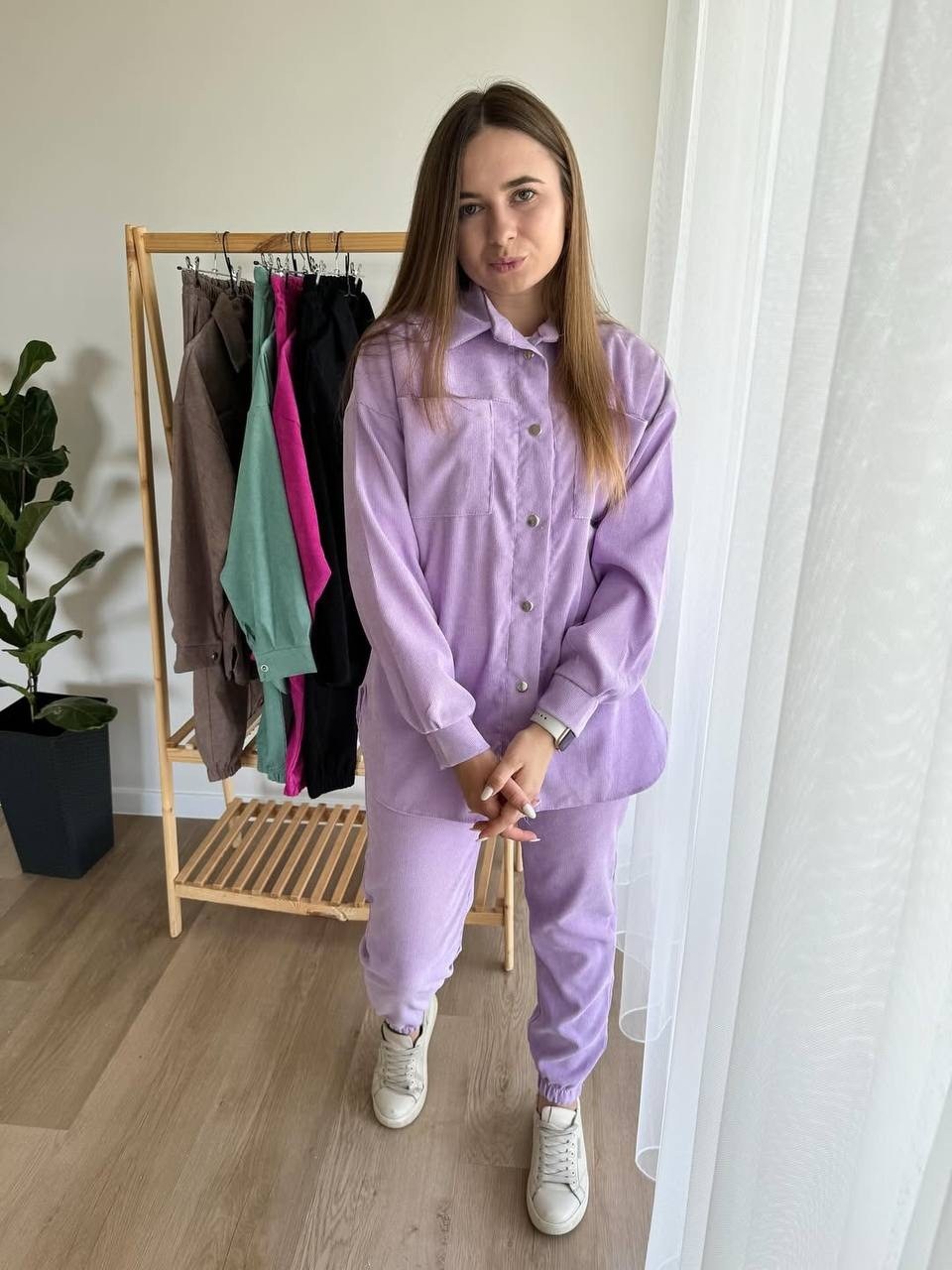 брючный вельветовый костюм с рубашкой,брючной костюм с рубашкой,вельветовый костюм женский,женские костюмы брючные,вельветовые костюмы женские рубашка и штаны