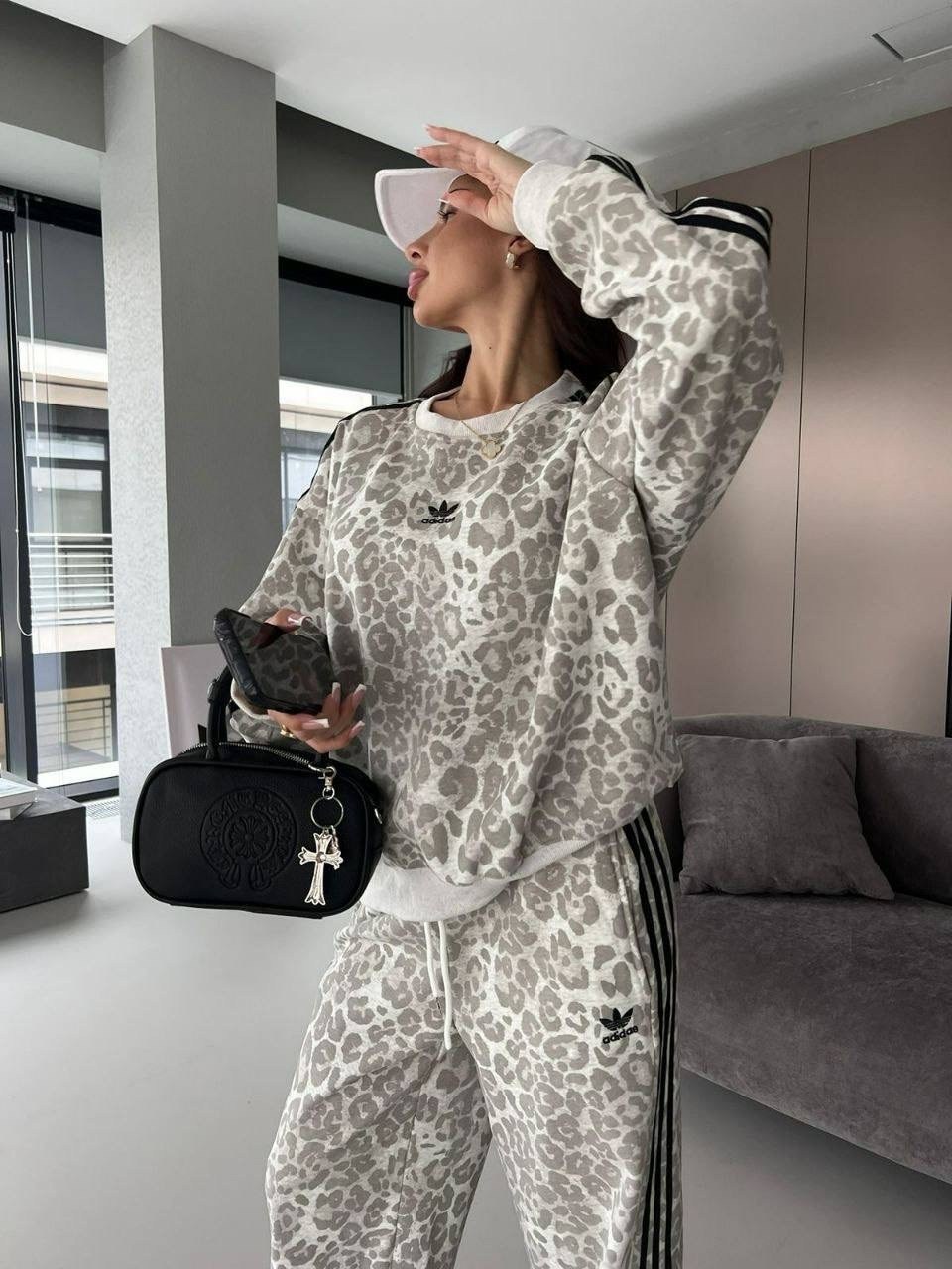 стильные костюмы,модные костюмы,спортивные костюмы женские,костюмы женские,костюм с принтом