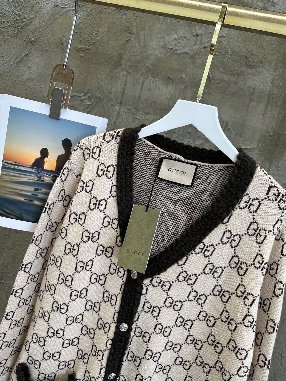 кардиган гуччи,кардиган,кардиган gucci,кардиган с узорами,двусторонний кардиган