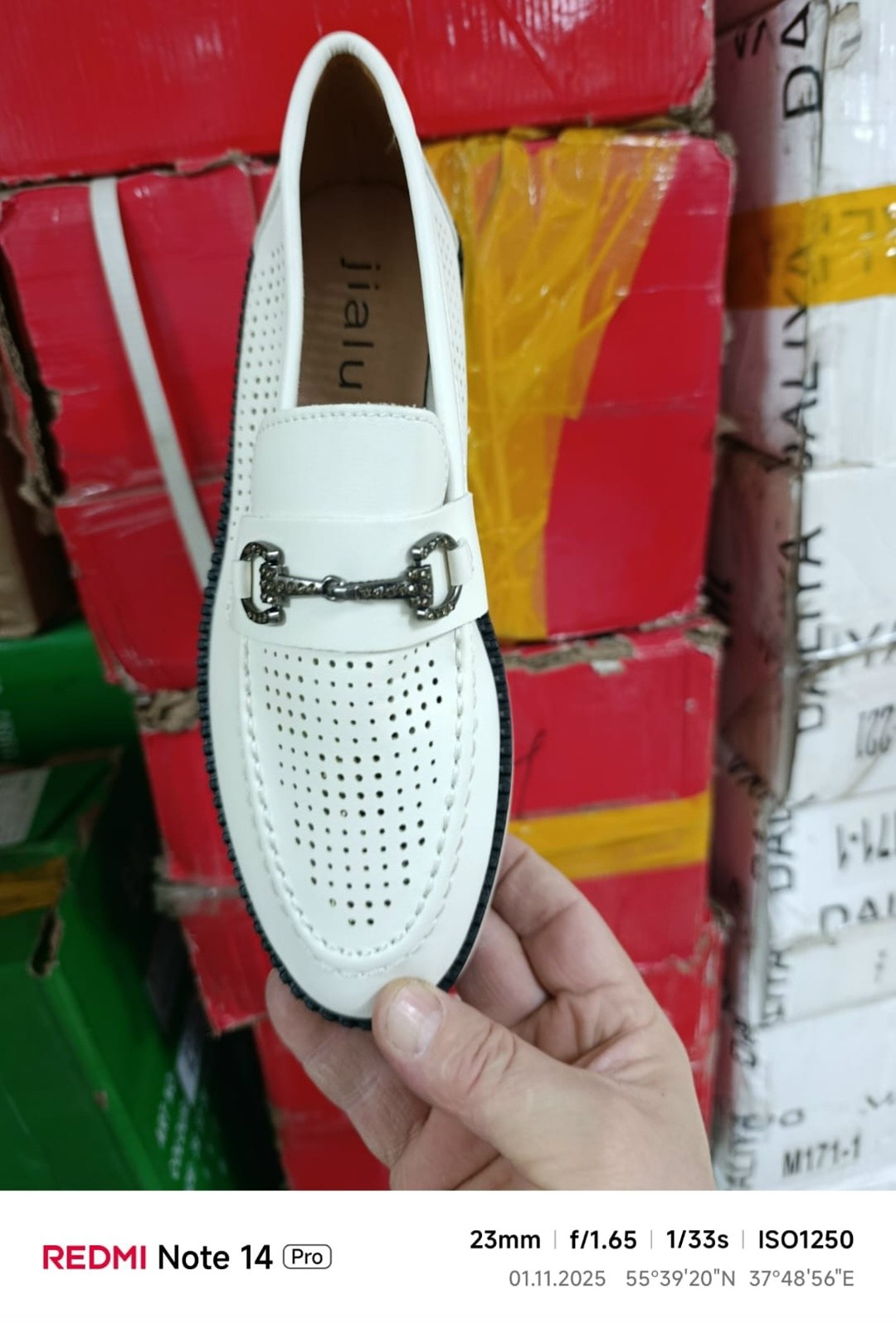 ,мокасины с перфорацией,белые мокасины,мокасины классические,мокасины повседневные