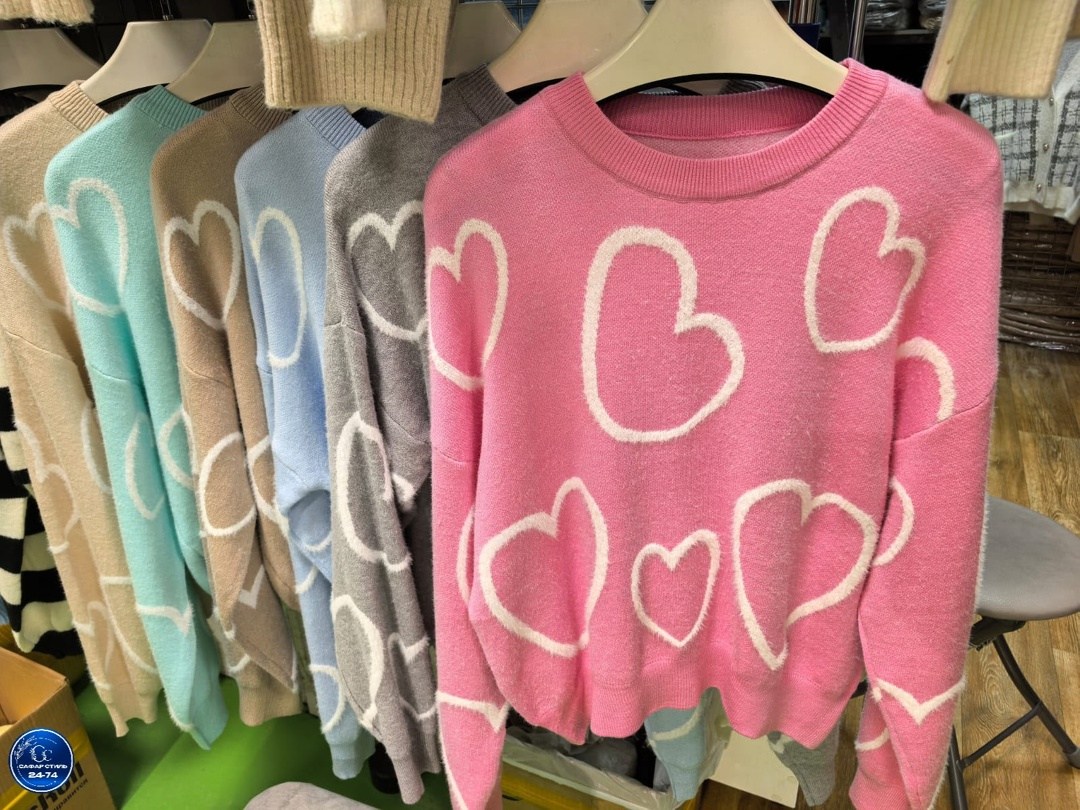свитера женские,женские вязаные свитера с круглым вырезом,свитер с круглым вырезом,вязаные свитера,свитер