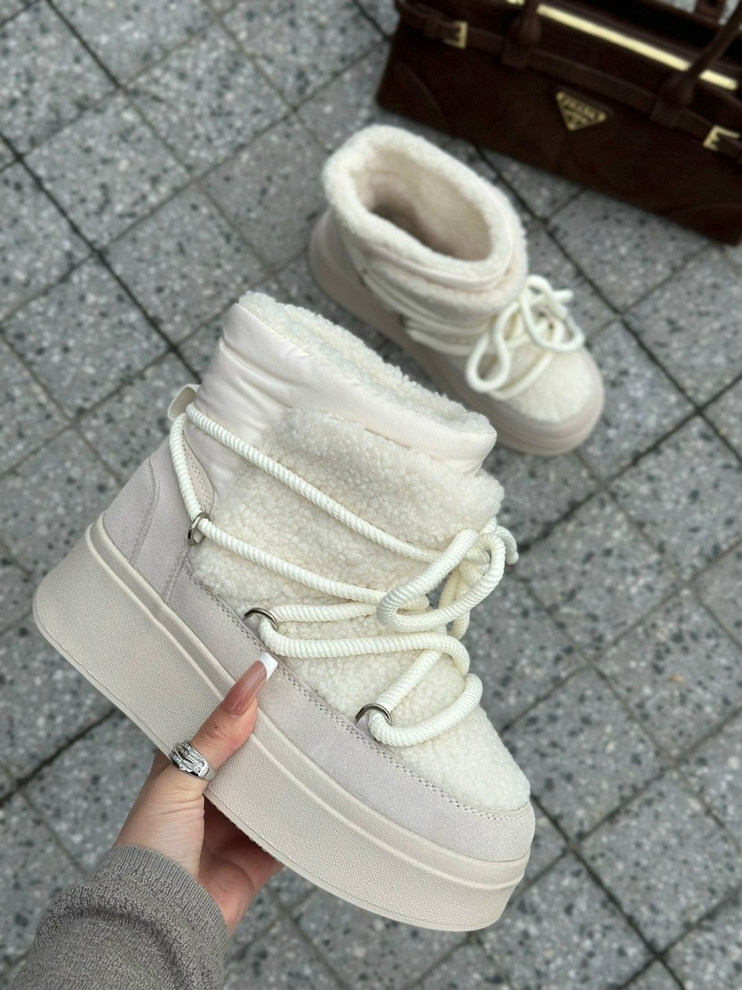 ,угги женские,зимняя женская ,луноходы женские,угги луноходы женские