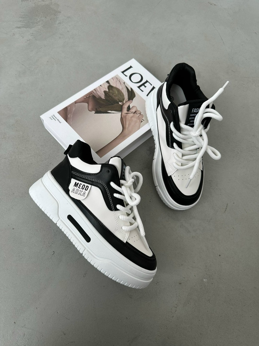 ,женские кроссовки,повседневные кроссовки,спортивная ,кроссовки для женщин