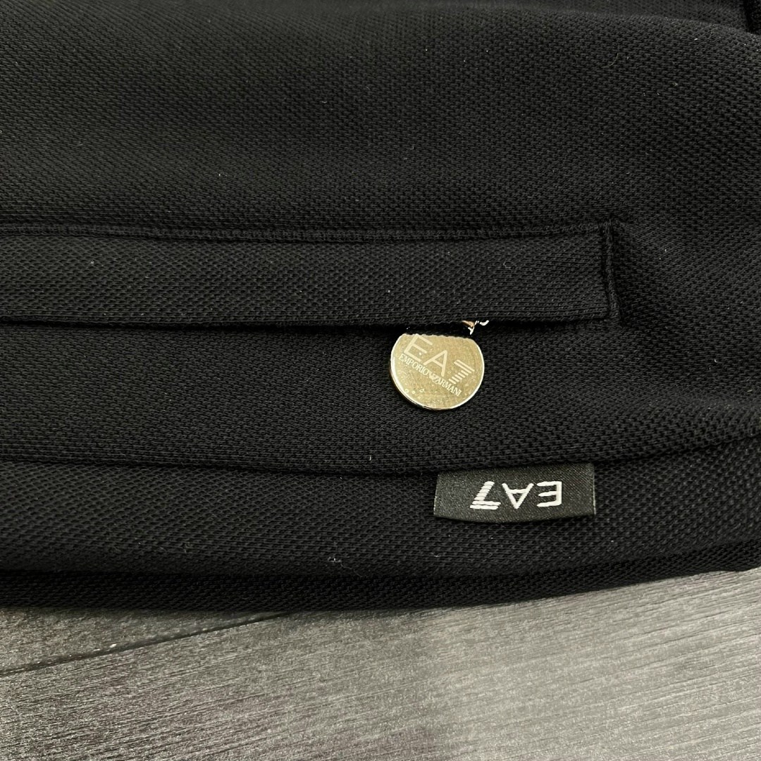 спортивный костюм armani,cпортивный костюм emporio armani,мужские спортивные костюмы,спортивный костюм армани,спортивные костюм