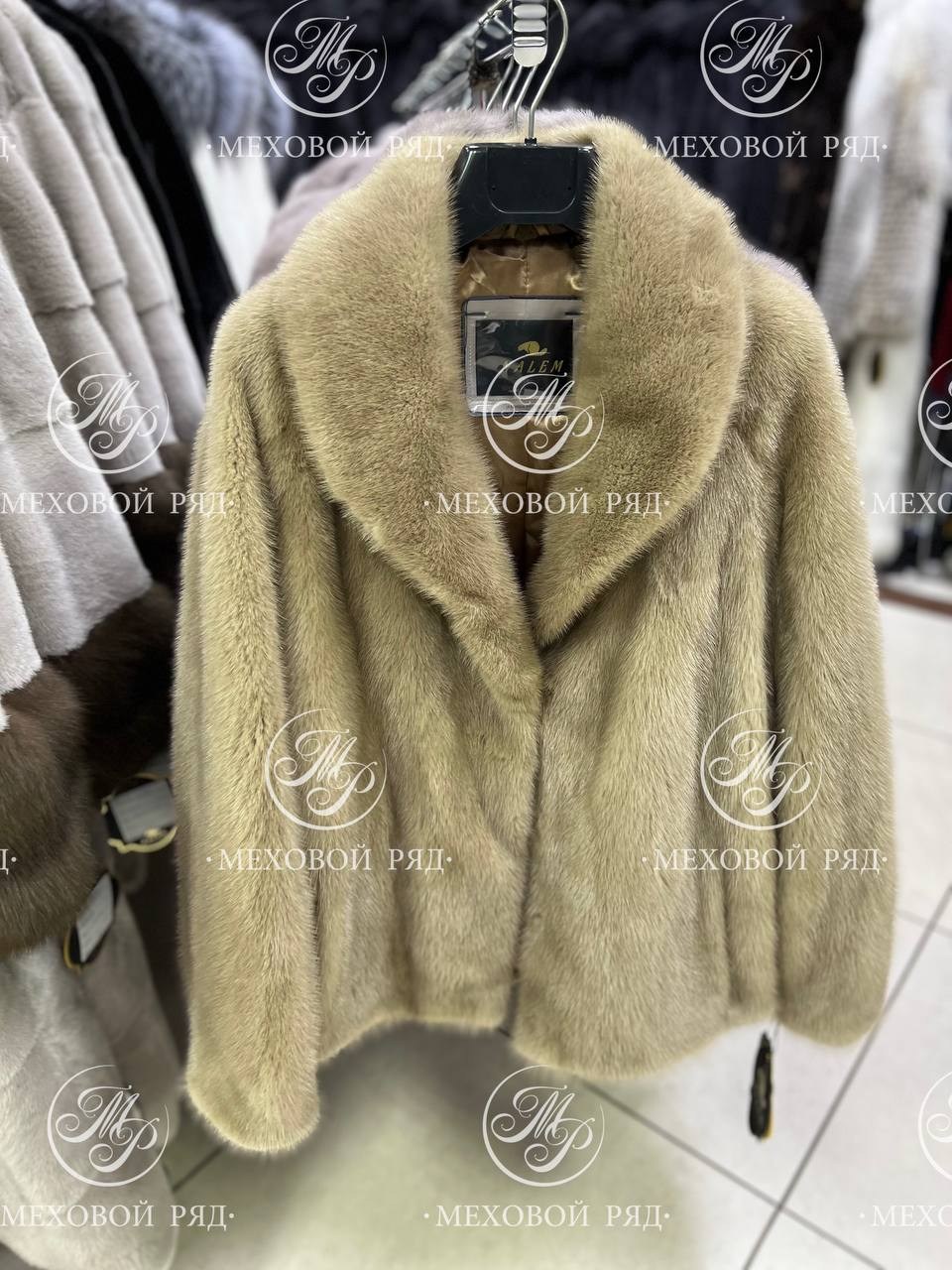 норковые шубы,шуба норка,полушубок из норки,шубка,шуба короткая