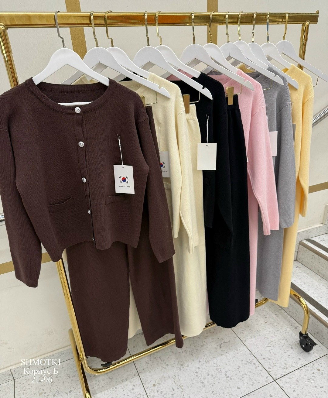 вязаные костюмы,трикотажный костюм,костюм с кардиганом,трикотажные костюмы женские,кашемировый костюм женский