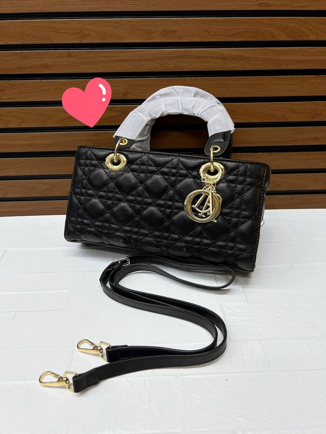 сумки диор,dior сумка,christian dior сумка,сумка диор женская,модная сумка