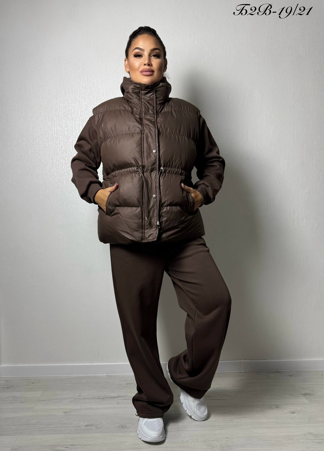 стильные костюмы,костюм трикотажный,костюмы спортивные,тройка костюм женский,костюм тройка с курткой