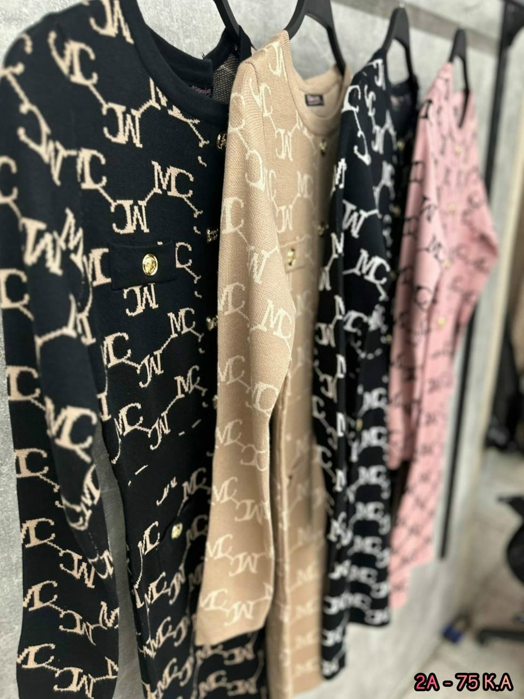 платье женское трикотажное,вязаные платья,трикотажное платье,стильное платье,модное платье с принтом