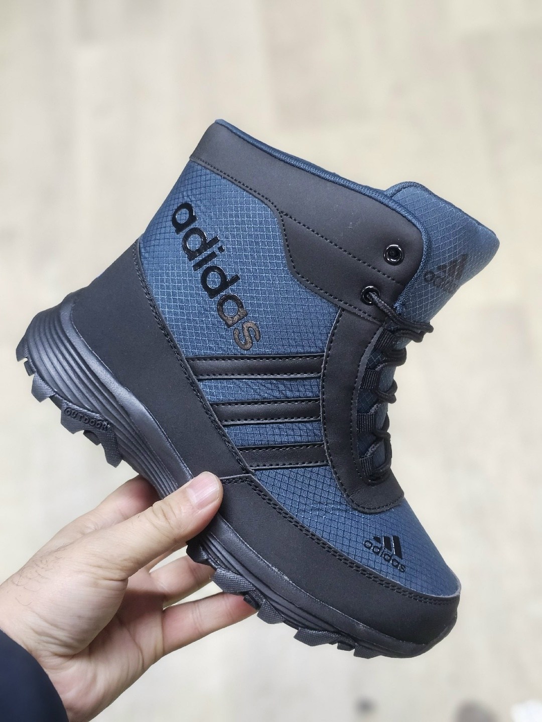 кроссовки adidas зимние,adidas climaproof кроссовки зимние,зимние кроссовки,кроссовки мужские зимние adidas,зимние кроссовки адидас мужские