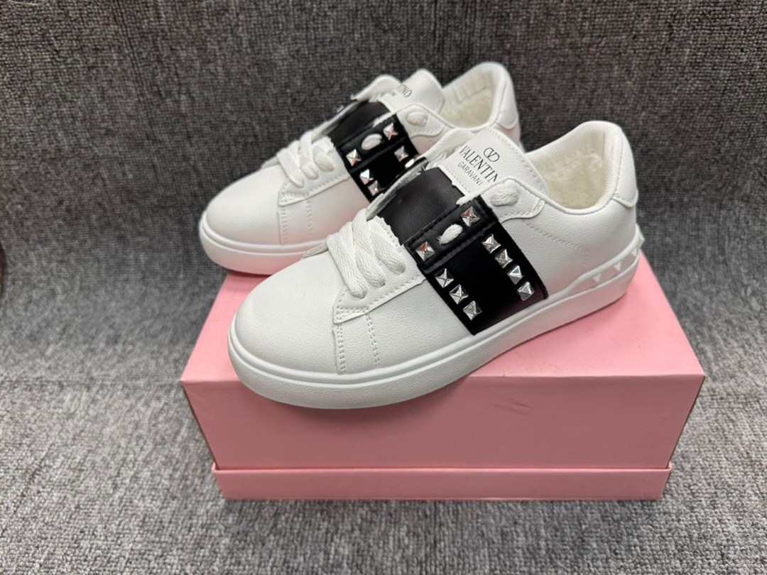 ,valentino кроссовки,кроссовки женские valentino,кеды валентино гаравани женские,кеды валентино