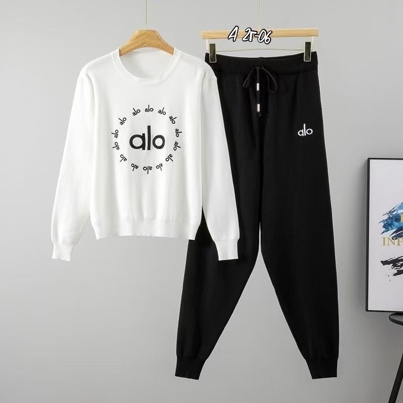 костюмы спортивные женские,спортивные комплекты,костюмы женские,спортивные костюм,костюм с брюками