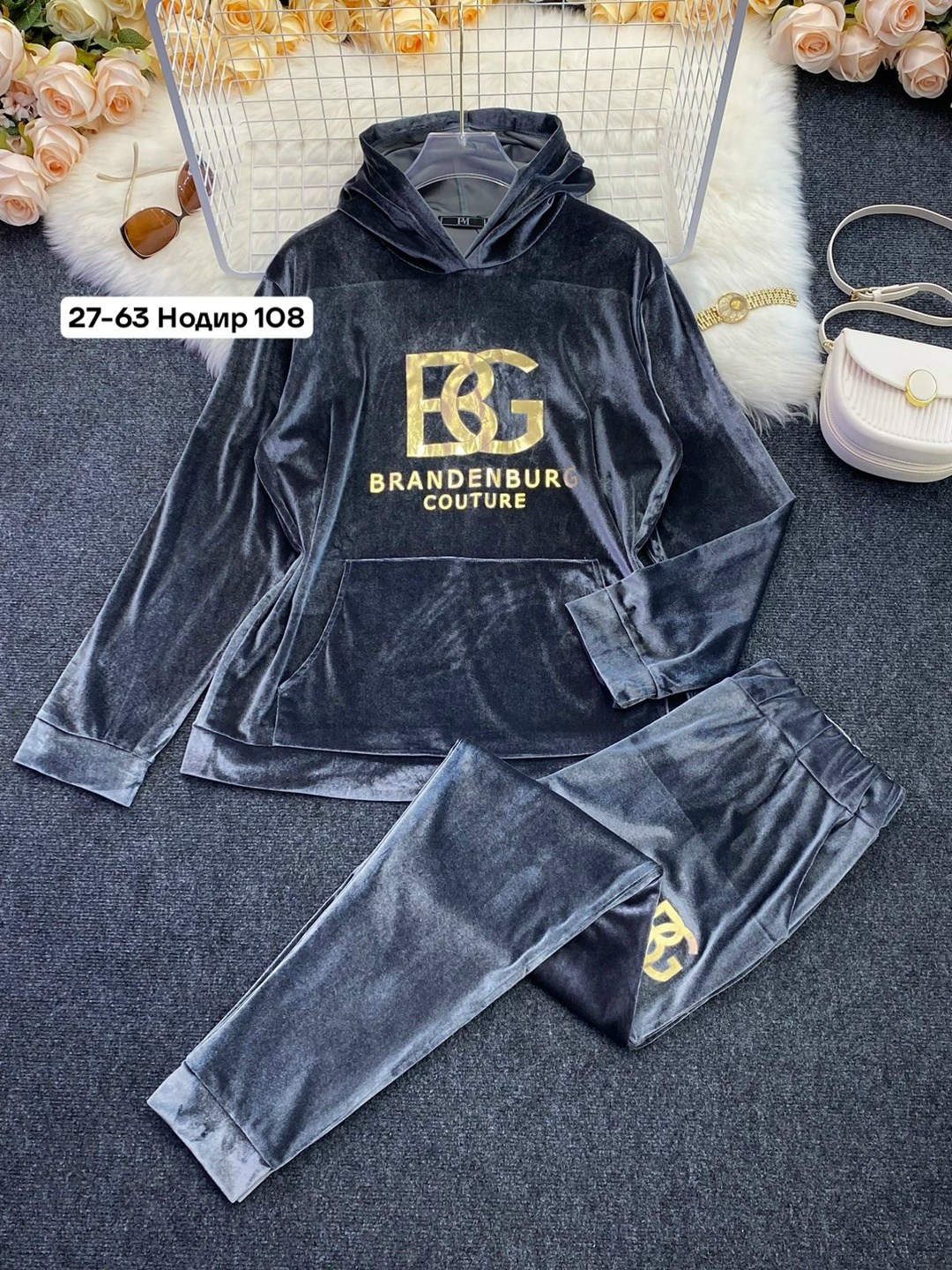 спортивный костюм женский велюровый большой размер,велюровый спортивная костюм,велюровые костюмы,костюм женский велюровый,велюровый костюм женский спортивный