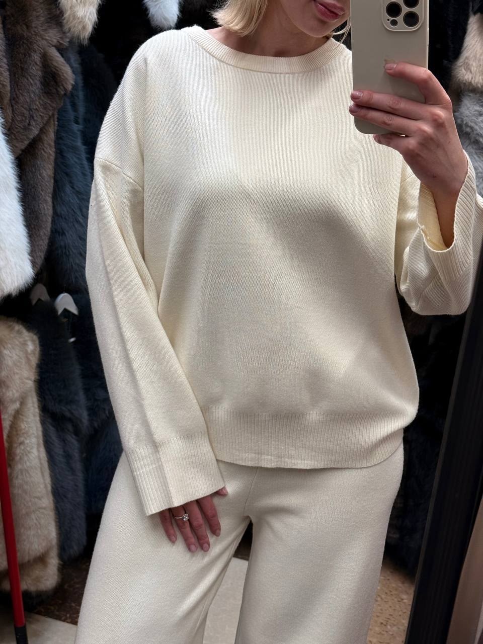 трикотажные костюмы,вязаные костюмы,костюм вязаный теплый с брюками kamillastyle,костюмы брючные,костюм молочный