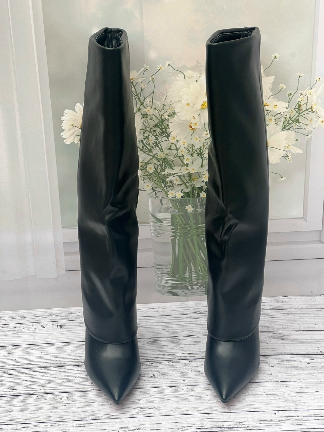 ,высокие сапоги,сапоги на шпильках,сапоги,модные сапоги