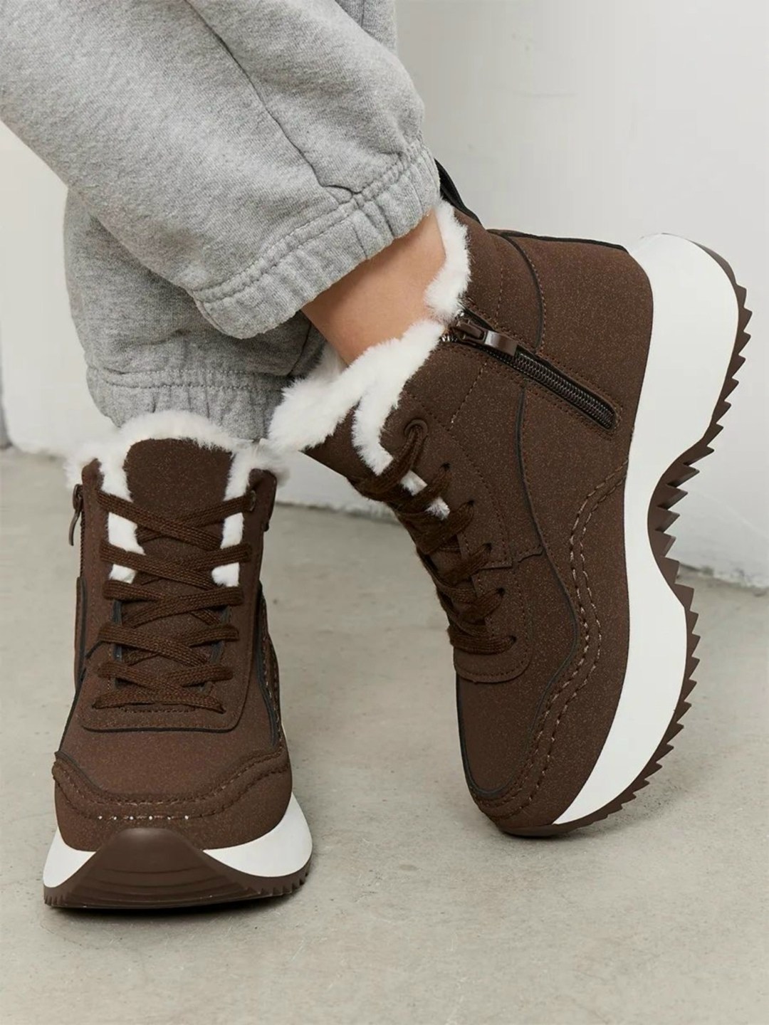 ,кроссовки женскиe,зимние кроссовки женские,зимние кроссовки,бежевые кроссовки