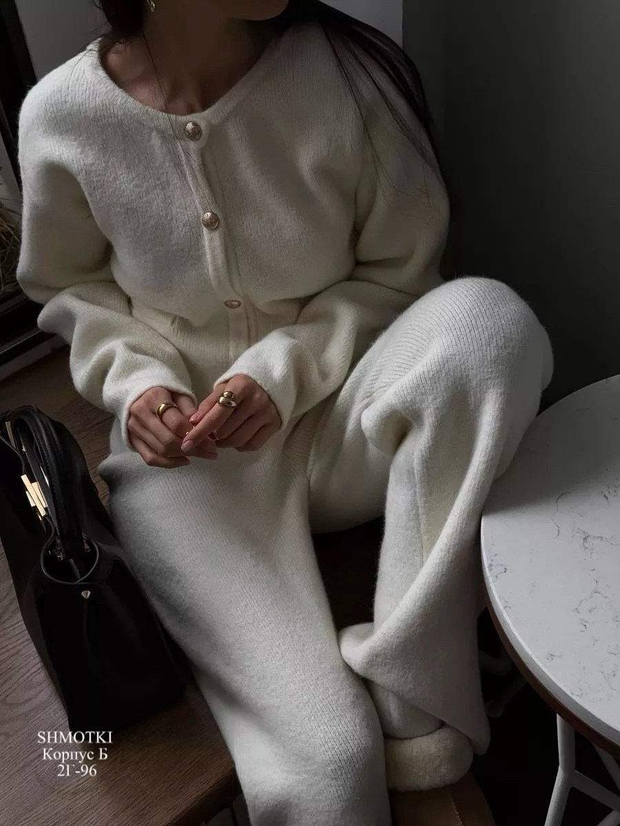 вязаные костюмы,трикотажный костюм,костюм с кардиганом,трикотажные костюмы женские,кашемировый костюм женский