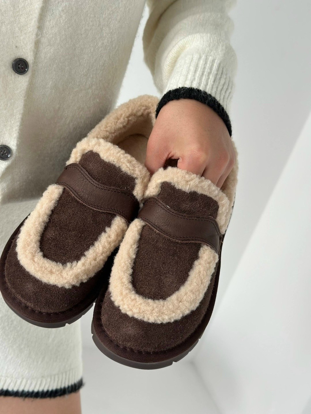 ,теплая ,тапочки зимние,плюшевые домашние тапочки,тапочки модные