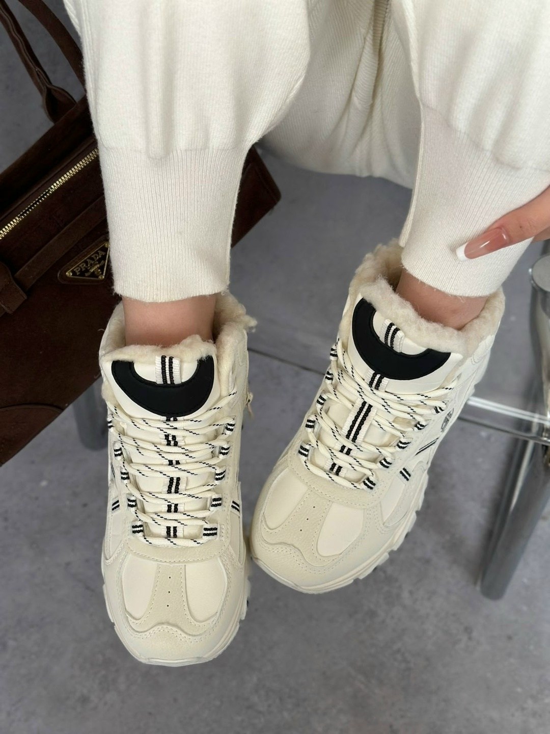 зимние женские кроссовки,кроссовки женскиe,кроссовки женские зимние с мехом,теплые кроссовки,женская  зимняя