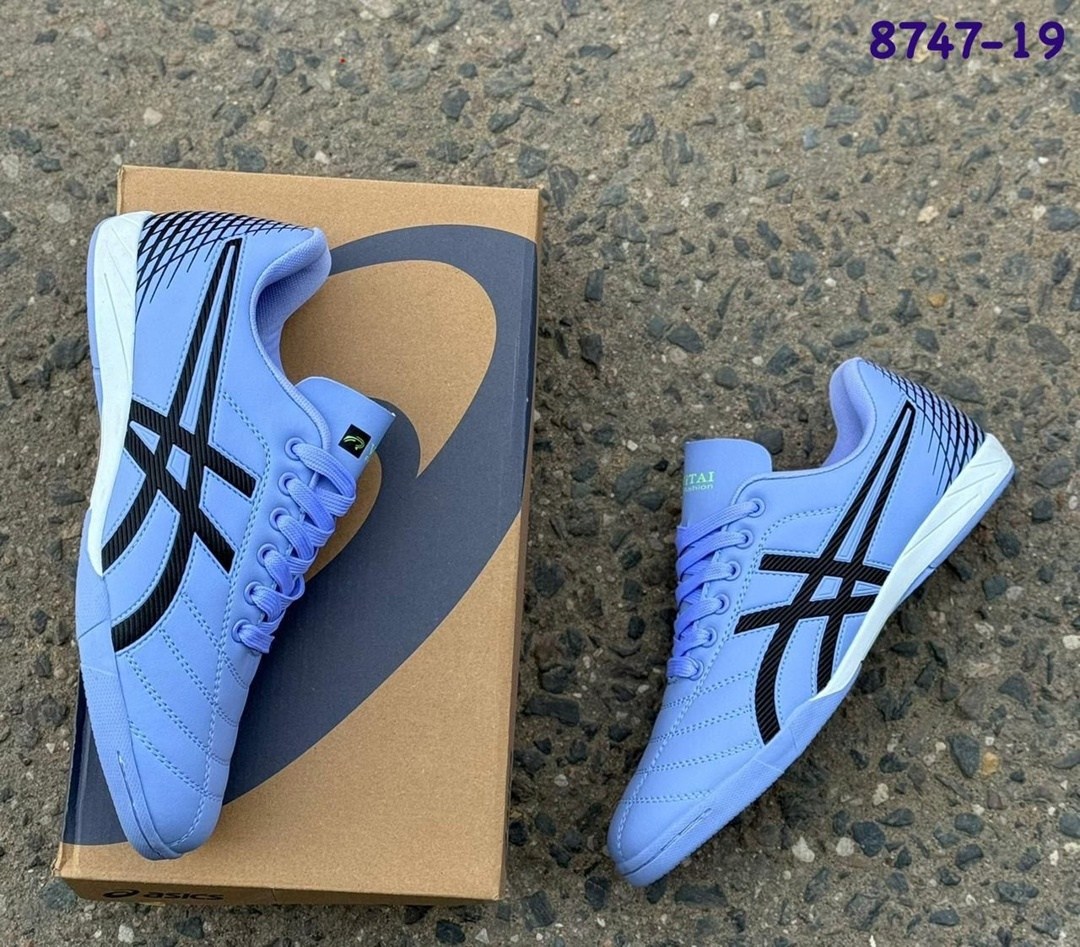 сороконожка для футбола,футбольная ,футбольная бутса,футбольные кроссовки, для футбола