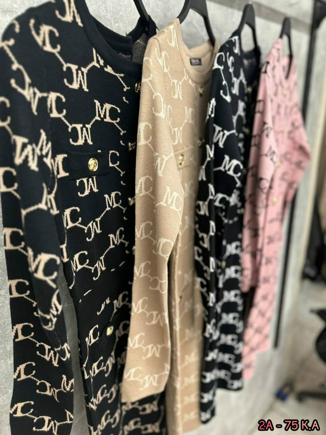 платье женское трикотажное,вязаные платья,трикотажное платье,стильное платье,модное платье с принтом