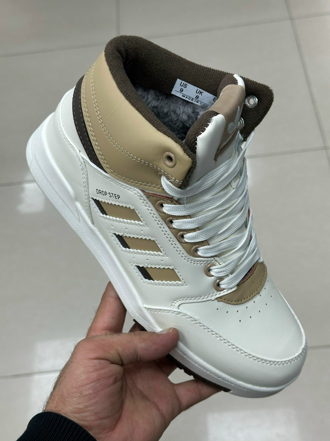 зимние кроссовки adidas,,кроссовки зимние мужские adidas,зимние мужские кроссовки,зимняя